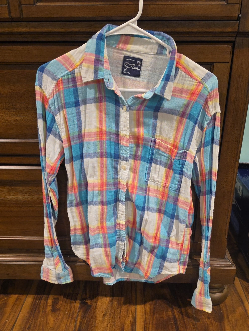 American Eagle Outfitters Multicolor Plaid Button-Down Shirt